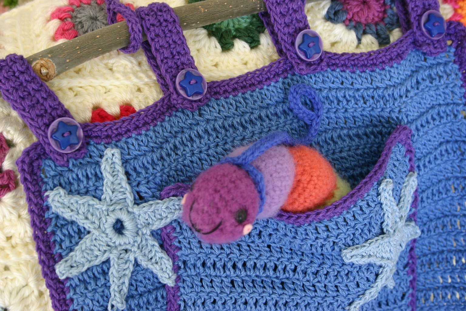 [Wall+Hanging+Detail.JPG]