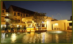 3 Days / 2 Nights Free & Easy Promotion:-RM295 per person Standard Room