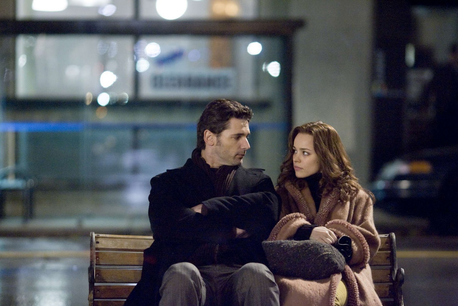 http://4.bp.blogspot.com/_pGRvvpnxQqo/S9flQmD2DTI/AAAAAAAAAuU/n1v_nxJyGW8/s1600/2009_the_time_travelers_wife_008.jpg