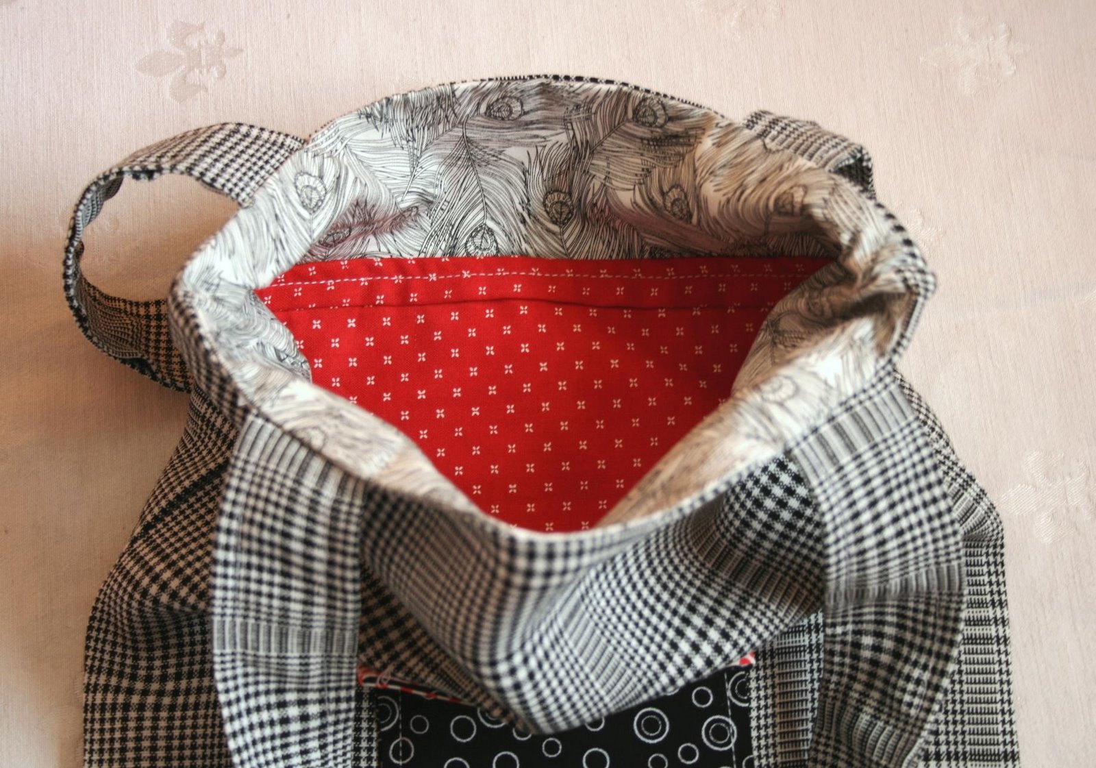 [bag2_inside.JPG]