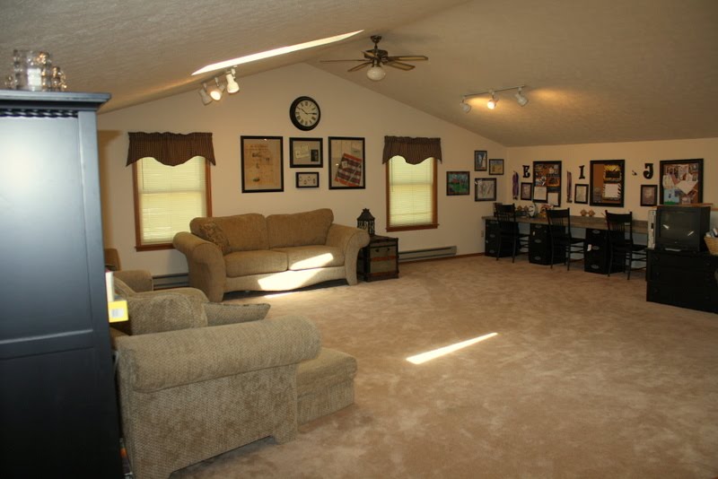 Waky Area House For Sale Bonus Family Room Over The Garage 27x27