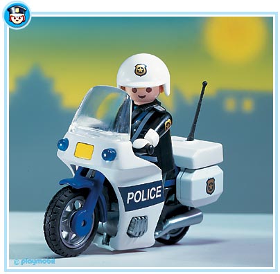 [enews_nov_2005_playmobil_police_FR.jpg]