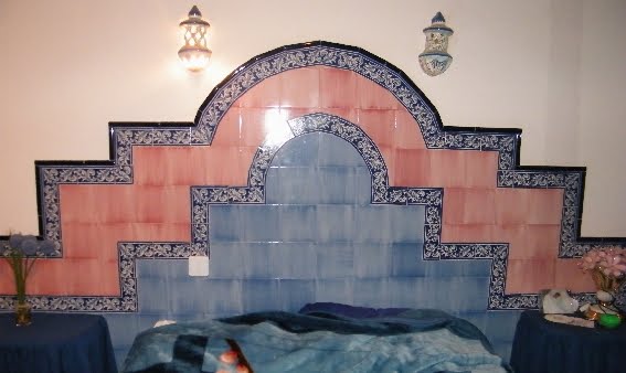 http://4.bp.blogspot.com/_pMCDUcUQXuk/TDOFJO0K29I/AAAAAAAACxk/WAFcqcYcxfU/s400/Cama+Azulejo+01.jpg