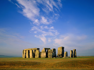 Stonehenge, Wiltshire, England Desktop Wallpaper