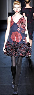 foto modello moschino 2010