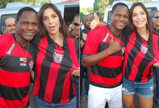 Ivete Sangalo com a camisa do Vitória