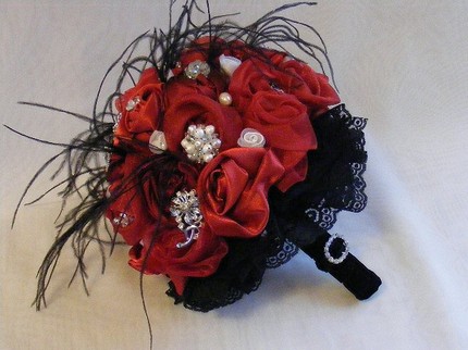 brooch wedding bouquet