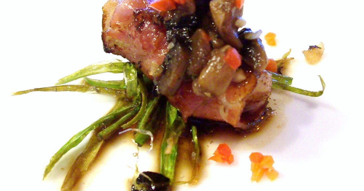 Prosciutto Wrapped Veal with Asparagus