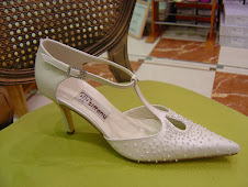 Zapato de novia Bordado con piedras blancas de Tiffany