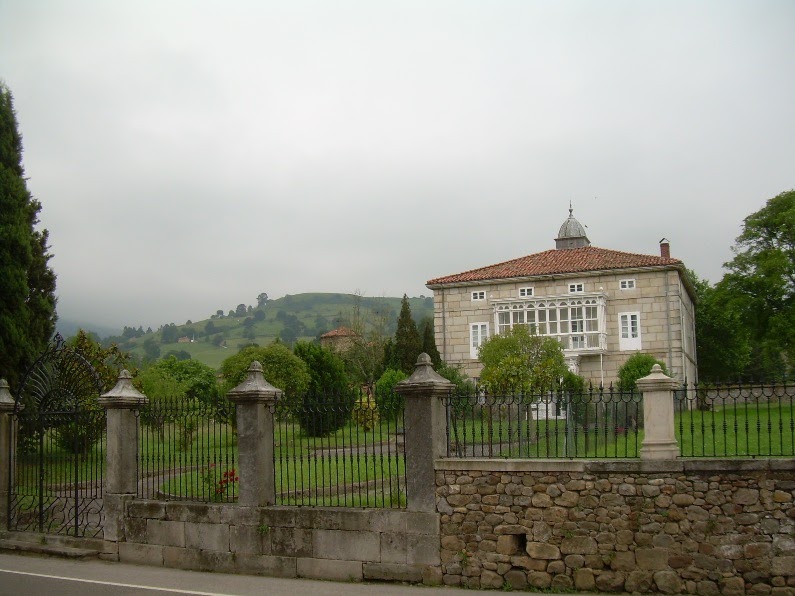 Exilio en Cantabria San Vicente de Toranzo