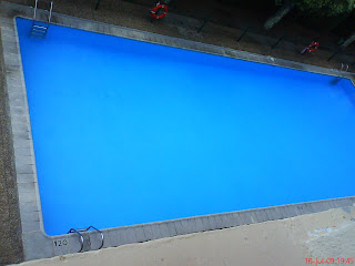 Piscina residencia universitaria Jaca