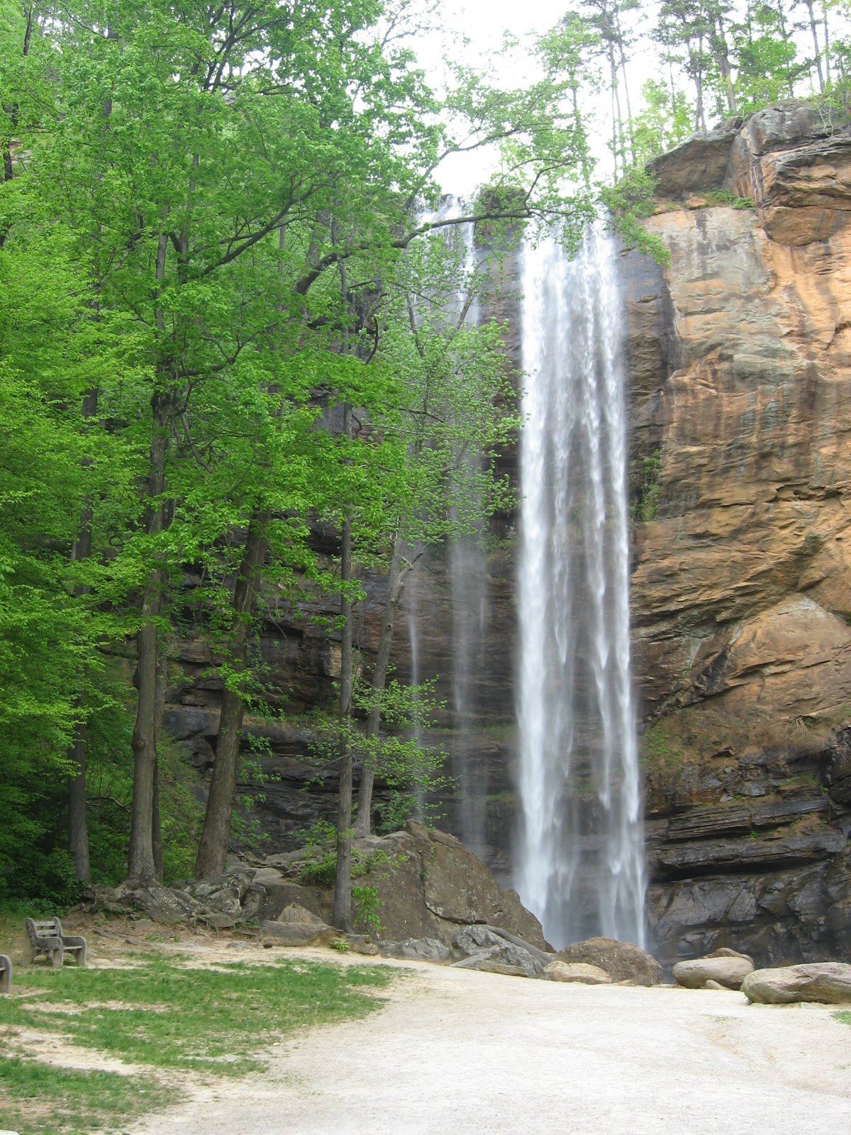 Noelle Marie: *>> Toccoa Falls in Pictures *>>