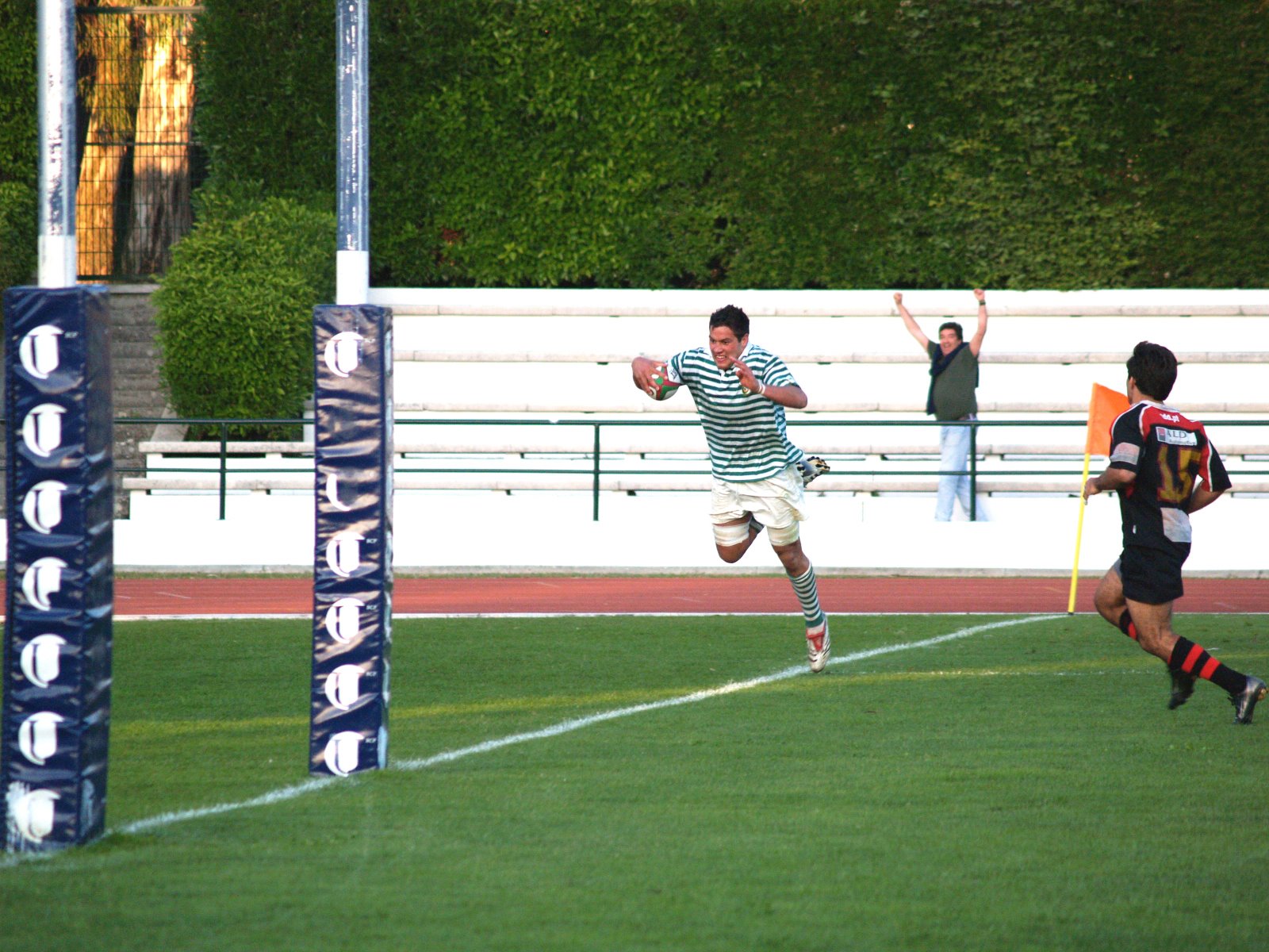 [aaP1017432.JPG]