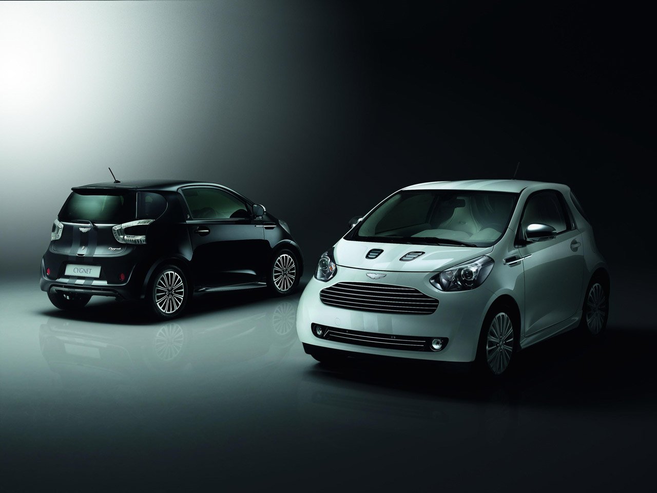 ASTON MARTIN CYGNET ASTON MARTIN CYGNET
