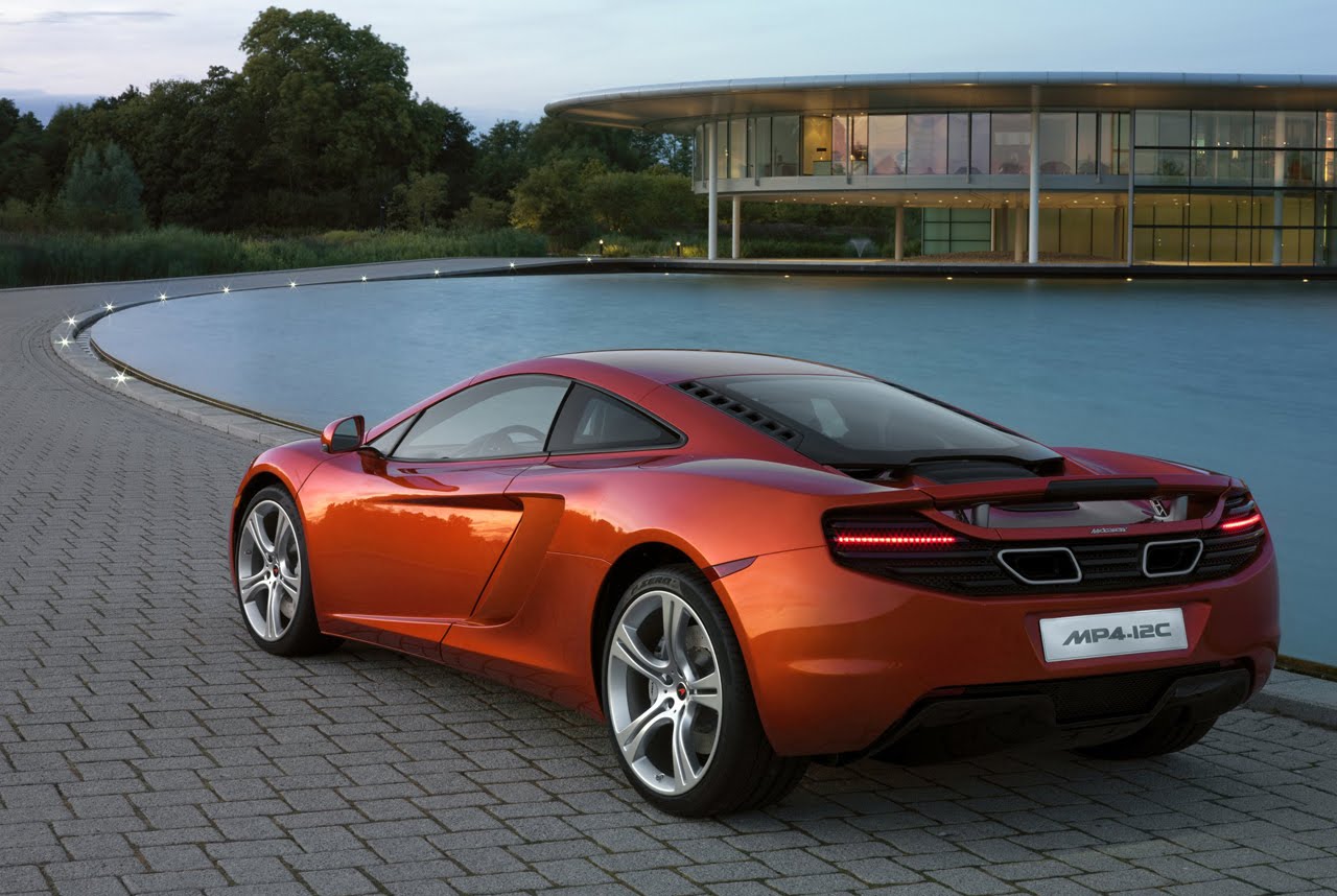2012 MCLAREN MP4-12C ASSEMBLY 2012 MCLAREN MP4-12C ASSEMBLY
