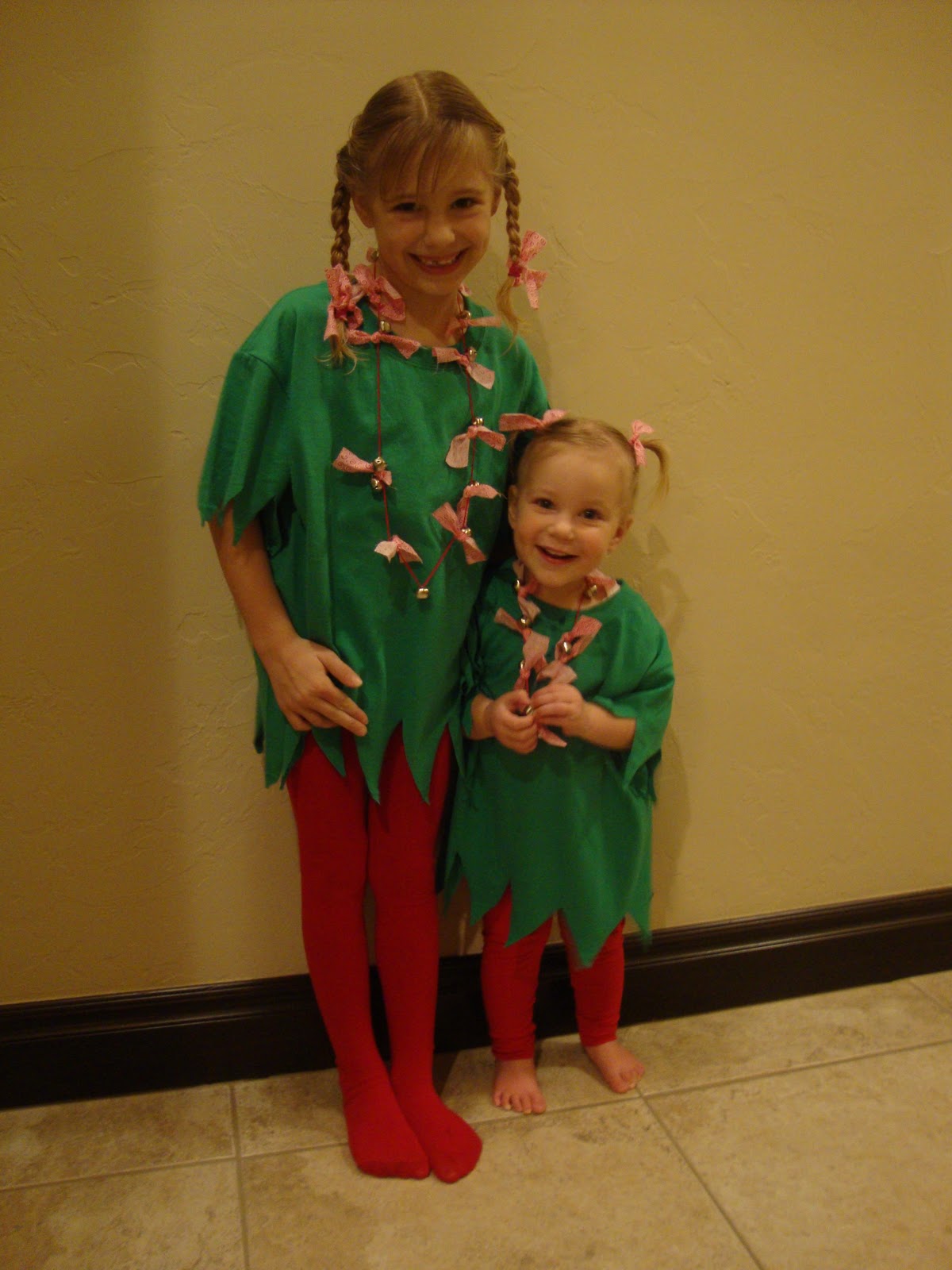 dress up like an elf