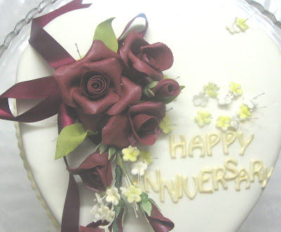 Heart of Roses Wedding Anniversary CakeFor A Blogger Friend April 2008
