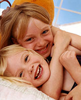 Dakota and Elle Fanning