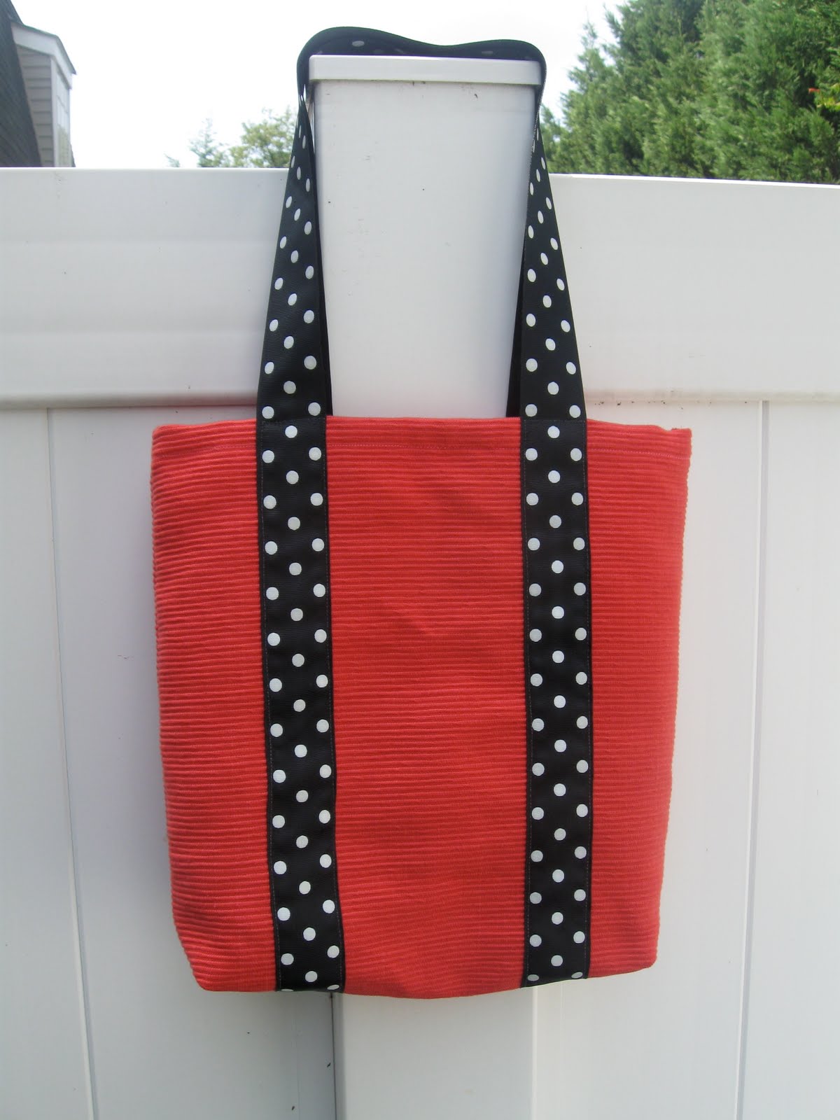 The Family Scientista Placemat Tote Tutorial