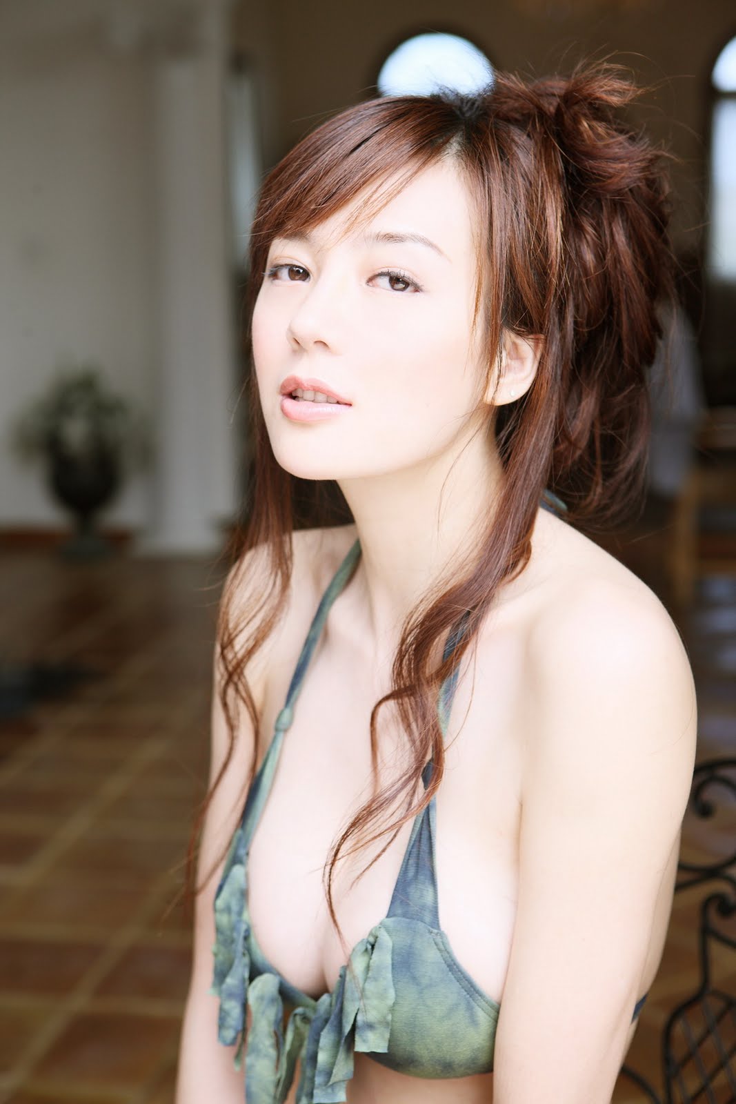 Cica Zhou Wei Tong HQ