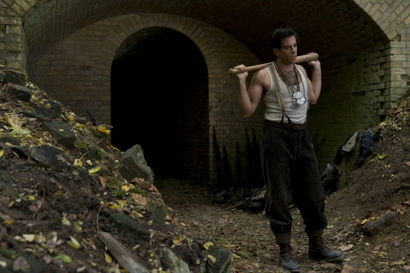 [inglorious-basterds2.jpg]