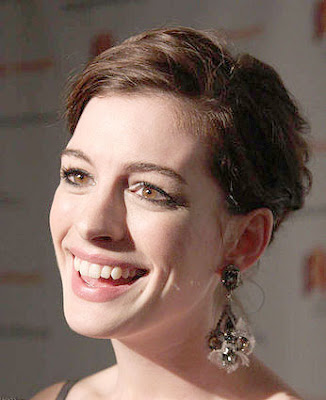 Anne Hathaway The Christopher and Dana Reeve Foundation