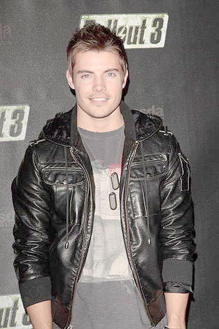 [Josh-Henderson.jpg]