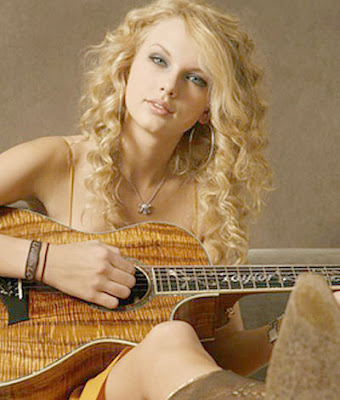 Taylor Swift Bio