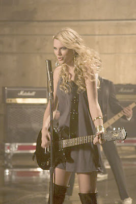 Taylor Swift Pictures To Burn Lyrics