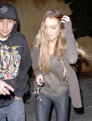 [Lindsay+Lohan+Beverly+Hills+(5).jpg]