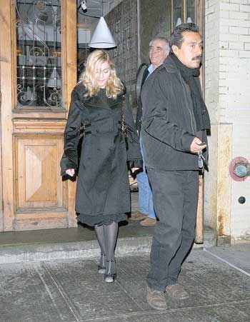 [Madonna+Leaving+New+York+Restaurant+Pictures.jpg]
