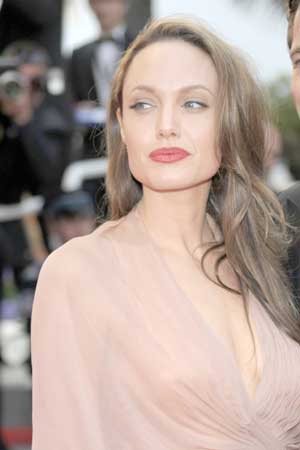 [Angelina+Jolie+Cannes+Film+Festival+Pictures+(6).jpg]