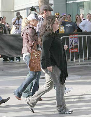 Jessica Simpson and Tony Romo The Lakers Playoff Game Photos