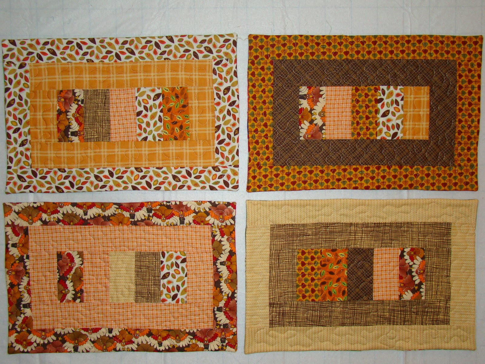 SewCraftyJess Reversible holiday placemats