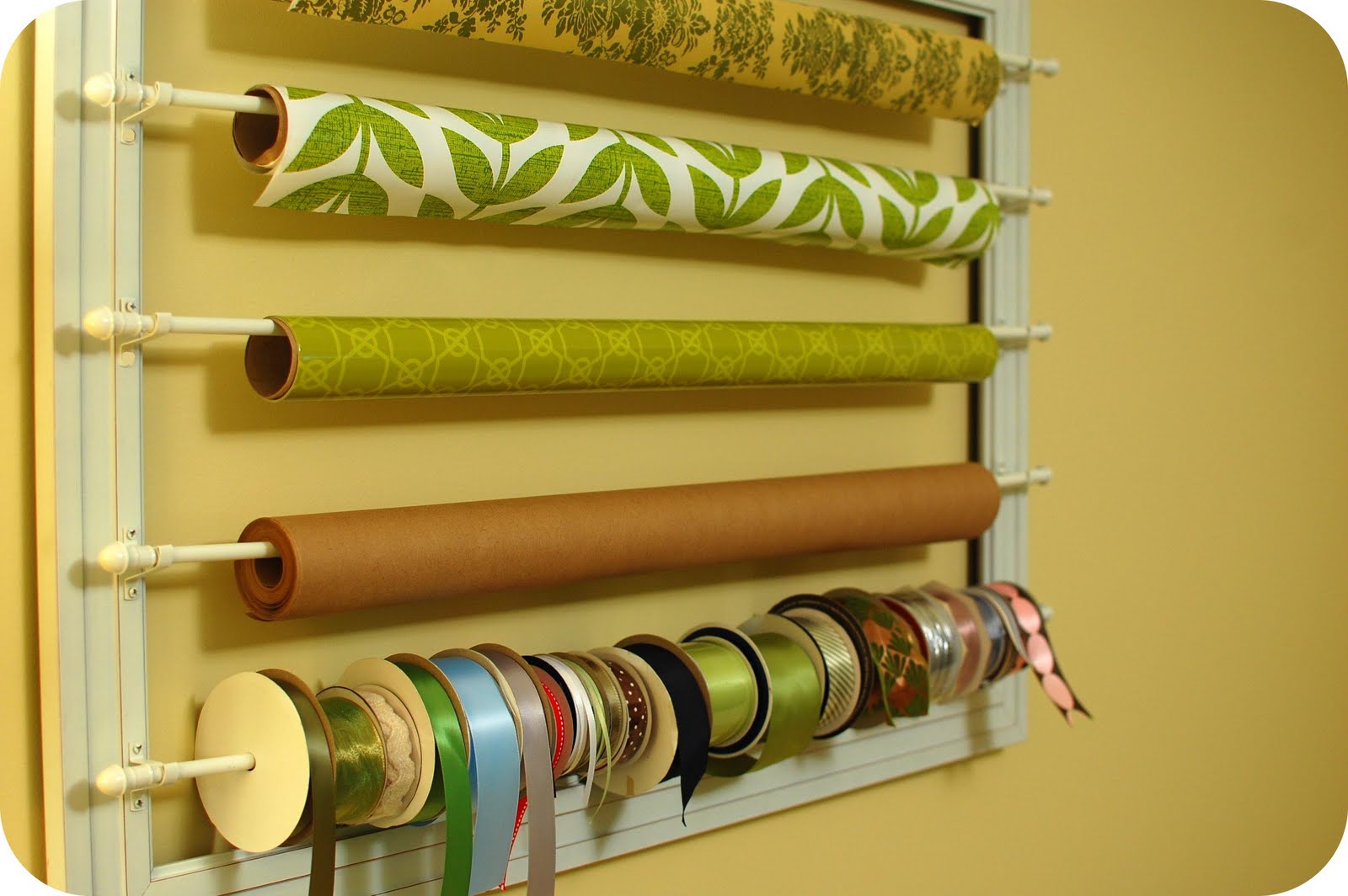 DIY Craft List Wrapping Paper and Ribbon Wall Rack