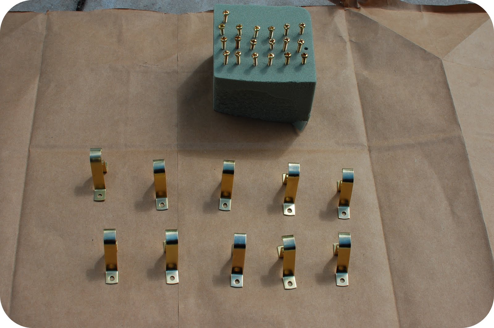 33 Shades of Green Wrapping Paper & Ribbon Wall Rack