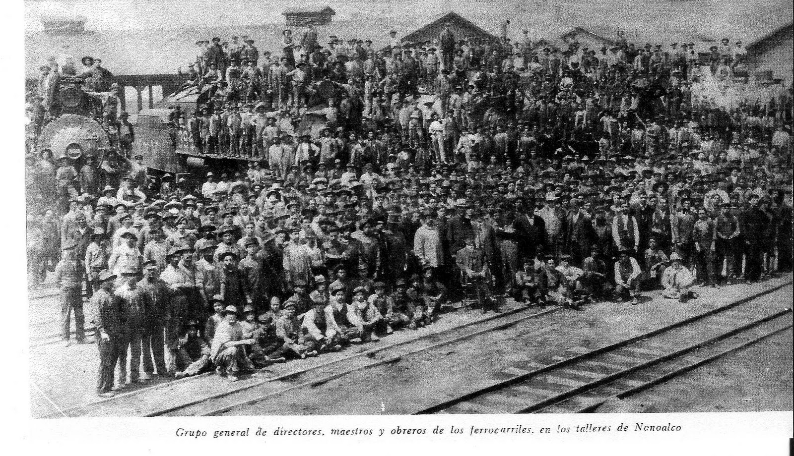 El porfiriato comprende de 18877 a 1884 y de 1884 a 1911. La El porfiriato comprende de 18877 a 1884 y de 1884 a 1911. La