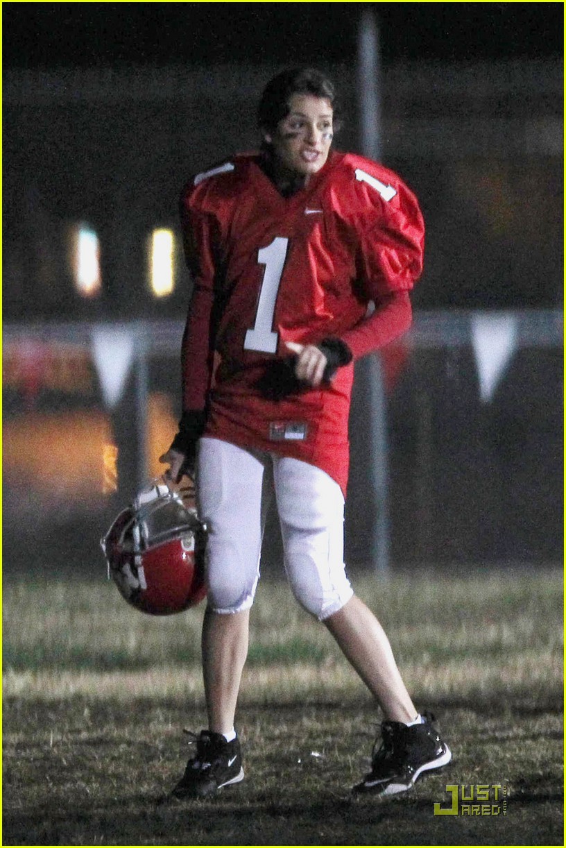 palais des rencontres 02400