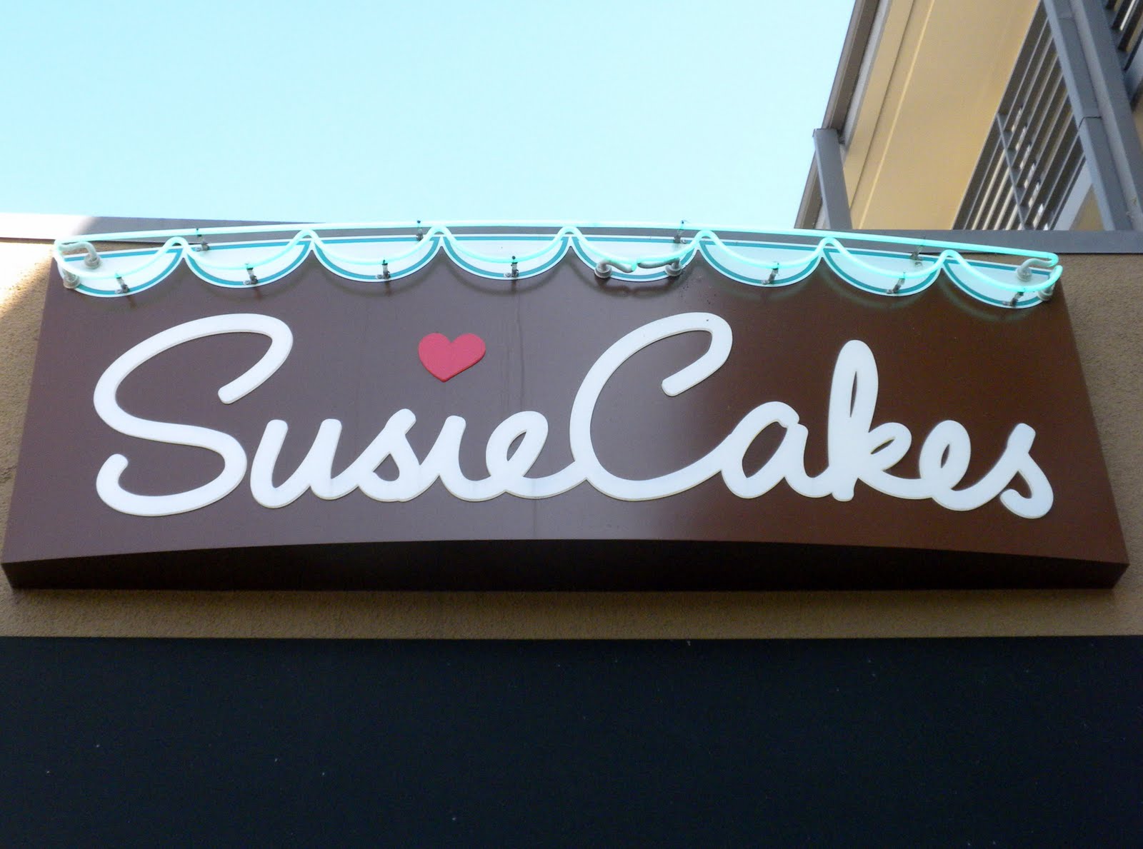 My little cottage in the making SUSIE CAKES CUPCAKE REVIEW