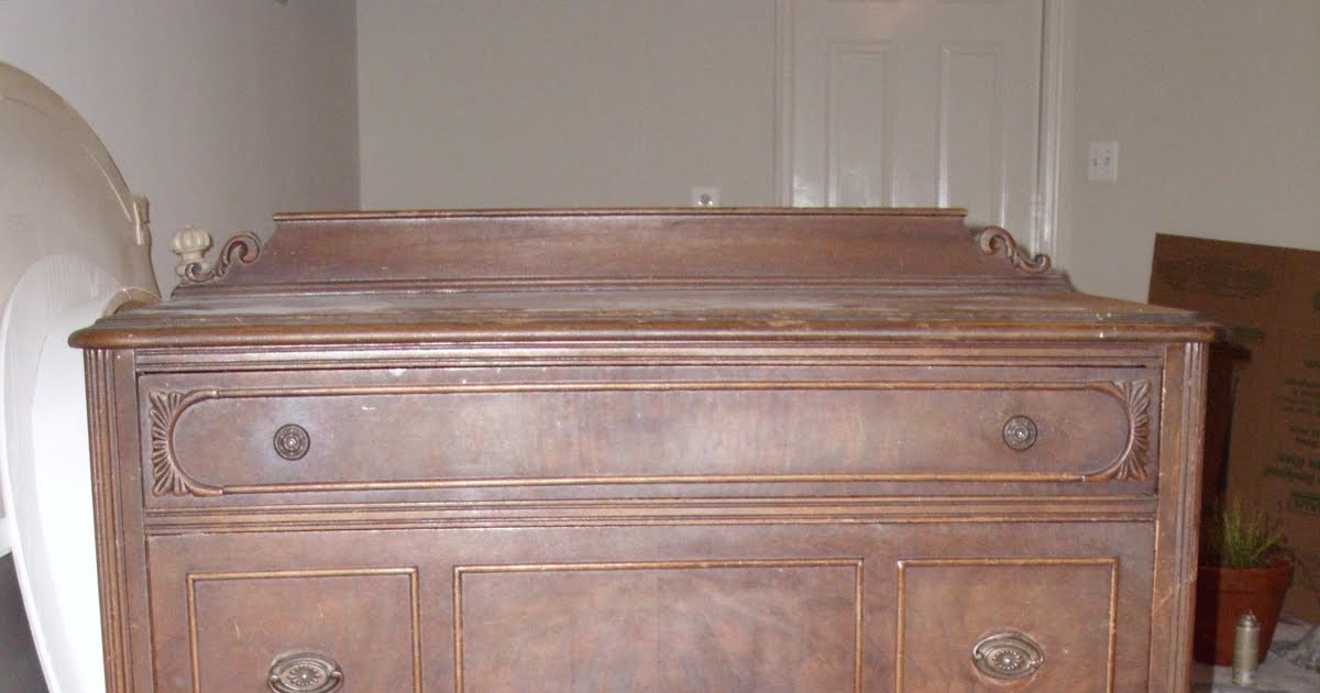 Future Domestic Goddess Craigslist dresser reveal