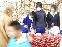 蜂蜜とショウガを入れた暖かい飲み物