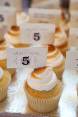 [tee+and+cakes+2+ELC.JPG]