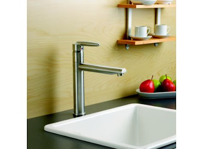 Delta 185LF Grail Single Handle Kitchen Faucet