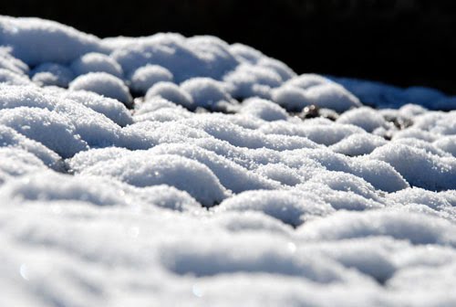 [snow+bubbles2.jpg]