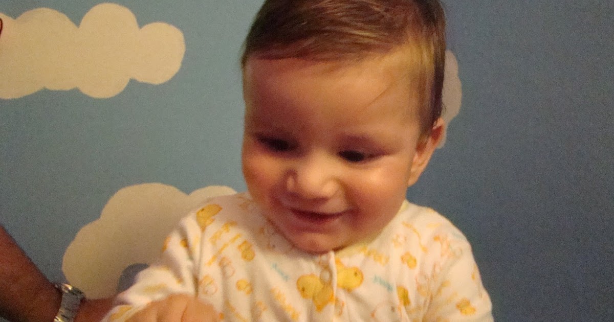 que hace un bebe de 1 mes y medio