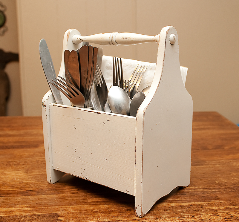 . Silverware caddy & paper towel holder