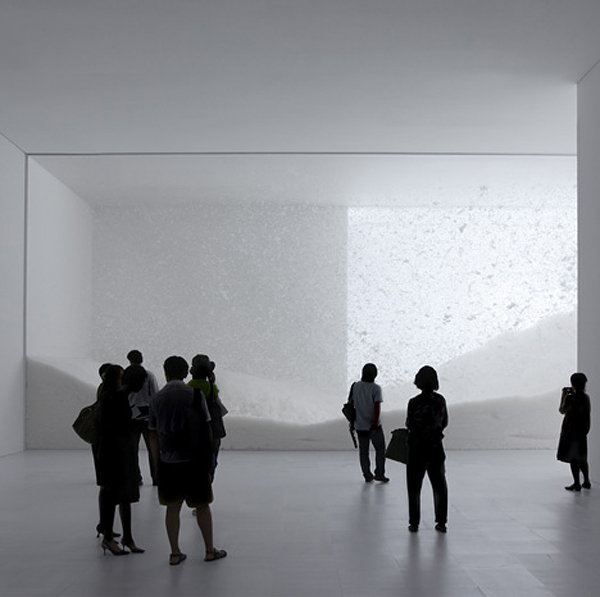 tokujin yoshioka snow