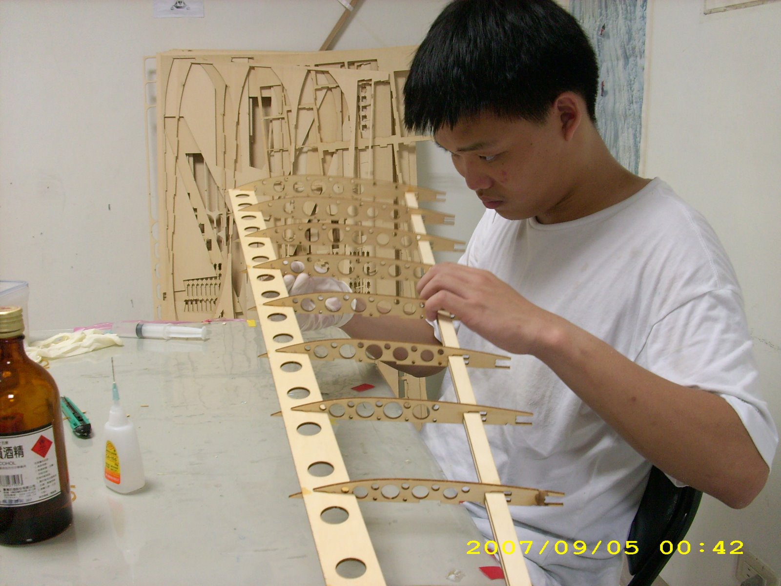 [10-3-DSCI0104.JPG]