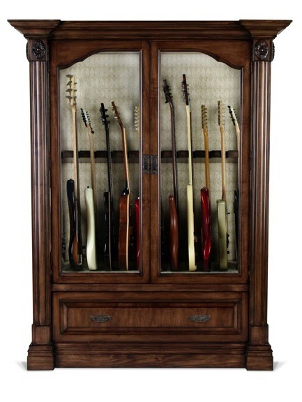 Música y Otras Ondas: Vitrina | Armario | Closet para guitarras