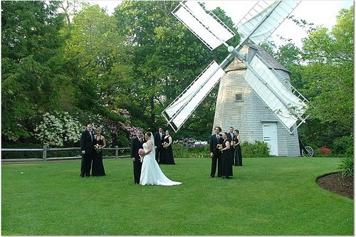 The Sside Bride Cape Cod Wedding Venue Heritage Museums Yeah It S A Bentley Golf Cart